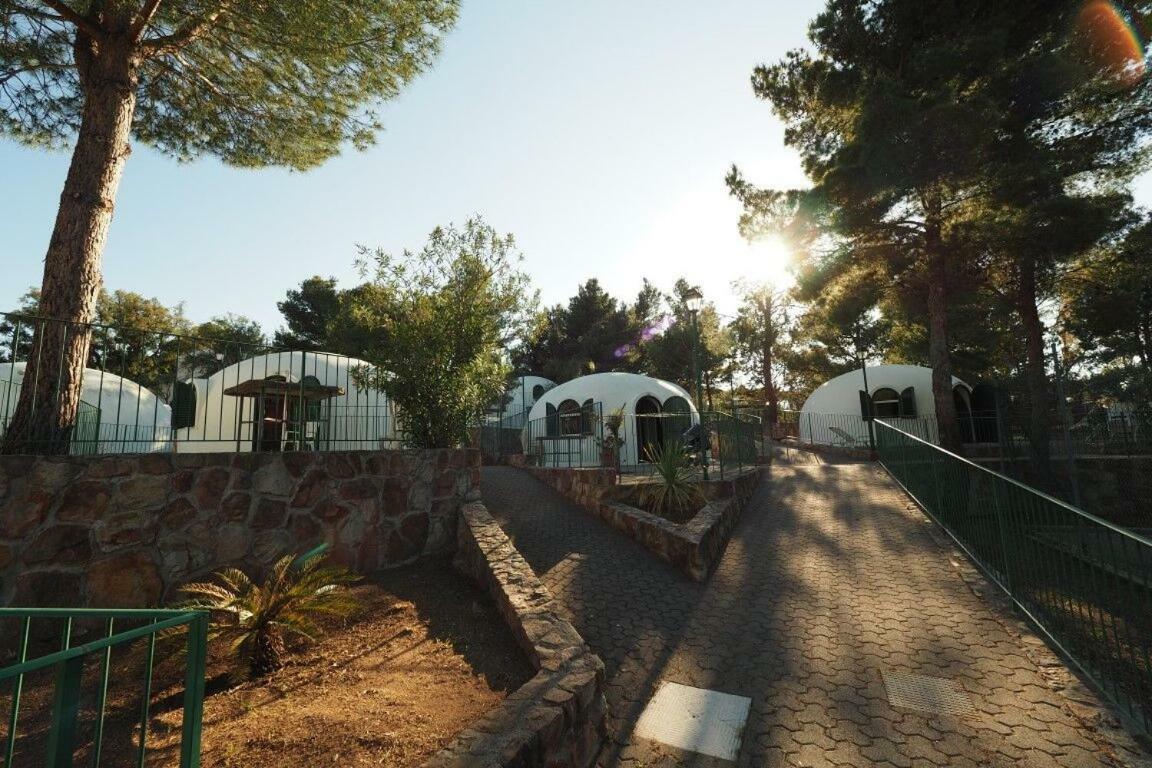 Camping & Village Rais Gerbi Pollina Exterior foto